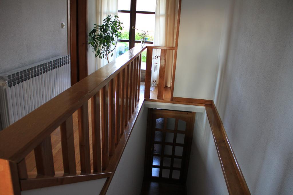Apartment Apolon planinski Delnice Kamer foto